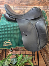 18" County Competitor Dressage Saddle